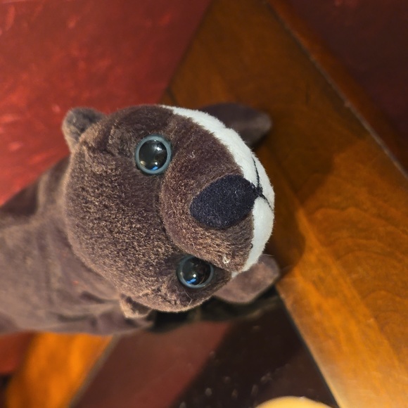 Vintage BJ Toy Co Brown River Otter Plush Stuffed Animal - Pre-owned - Picture 4 of 6